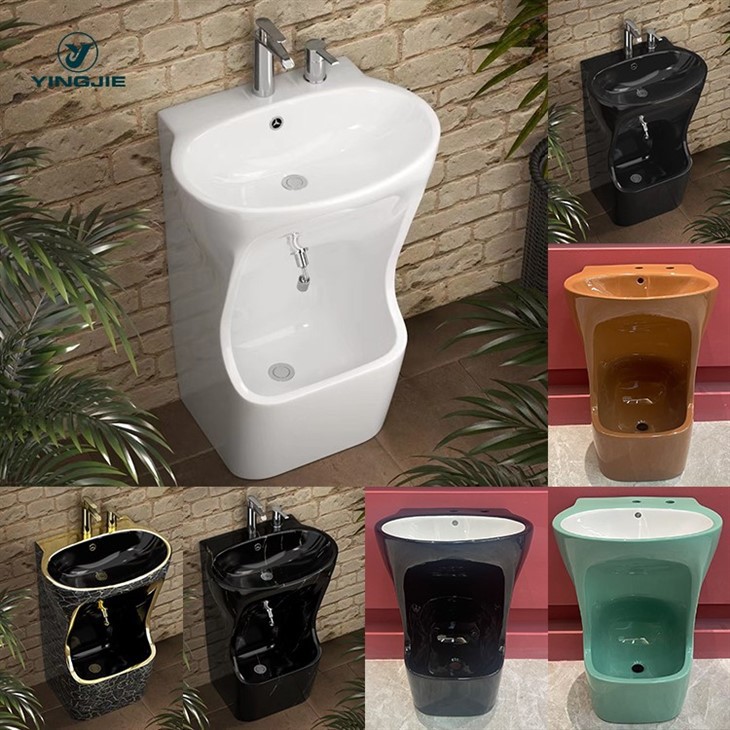 Ceramiczne muzułmańske umyczek Wudu z kranym